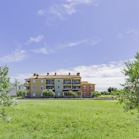 Apartments Monte Rosso Savudrija Exteriör bild